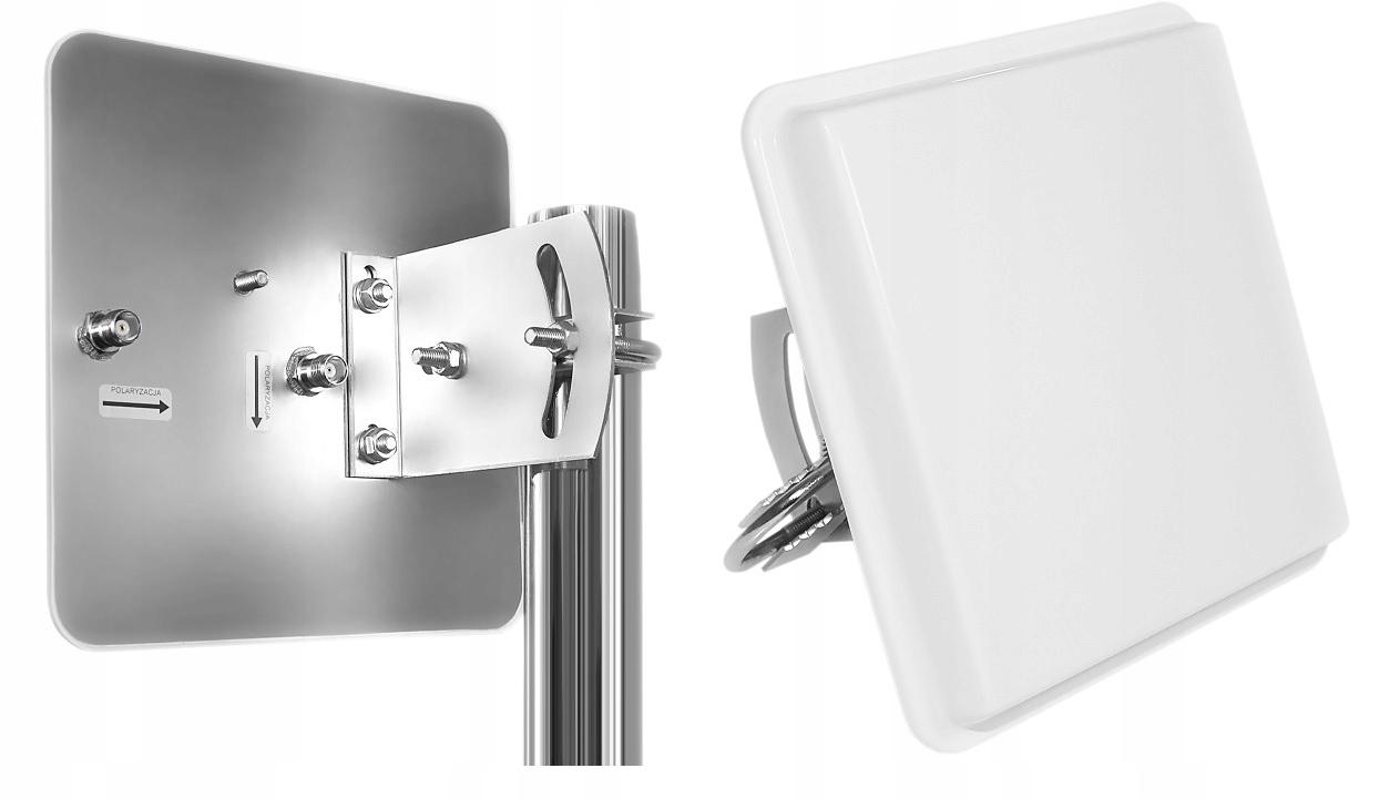 Pulsar X2F - Az ASTRAEA MIMO 18HV panel antenna elölnézete a tartókonzollal