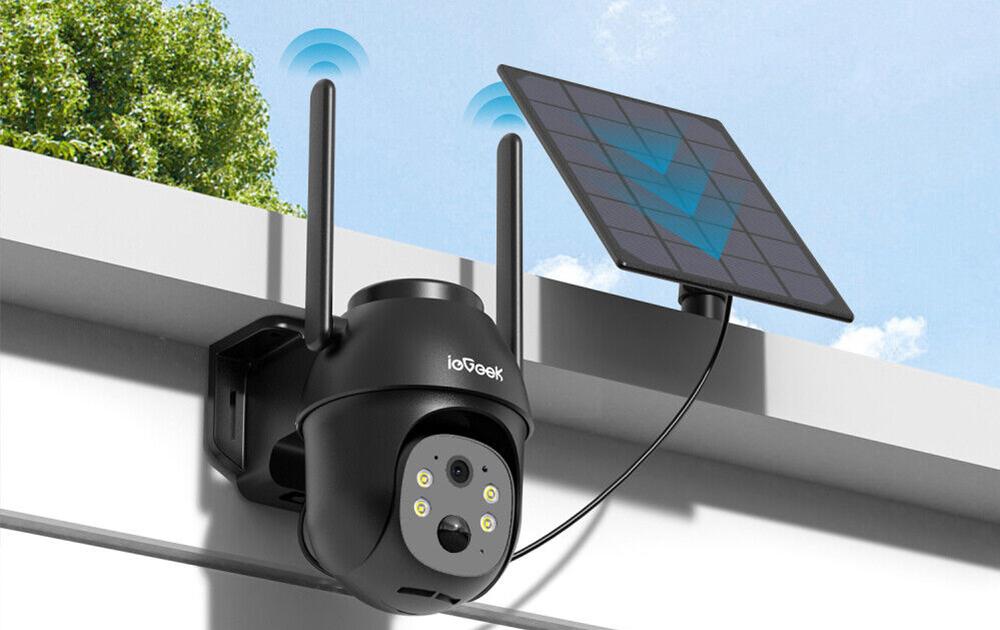 Pulsar Xlite V4 ES - A kamera forgatható feje és a night-vision LED-ek közelebbről